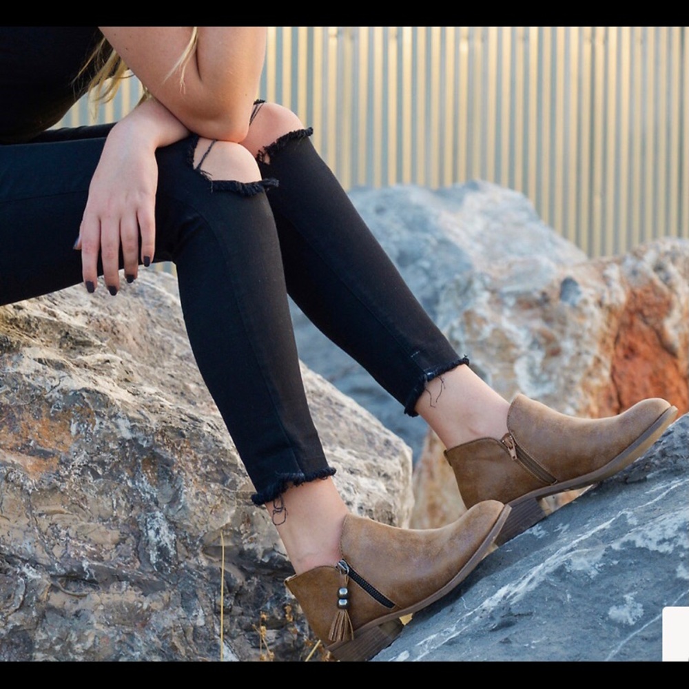 Journee Collection Kizzy Women's Ankle Boots